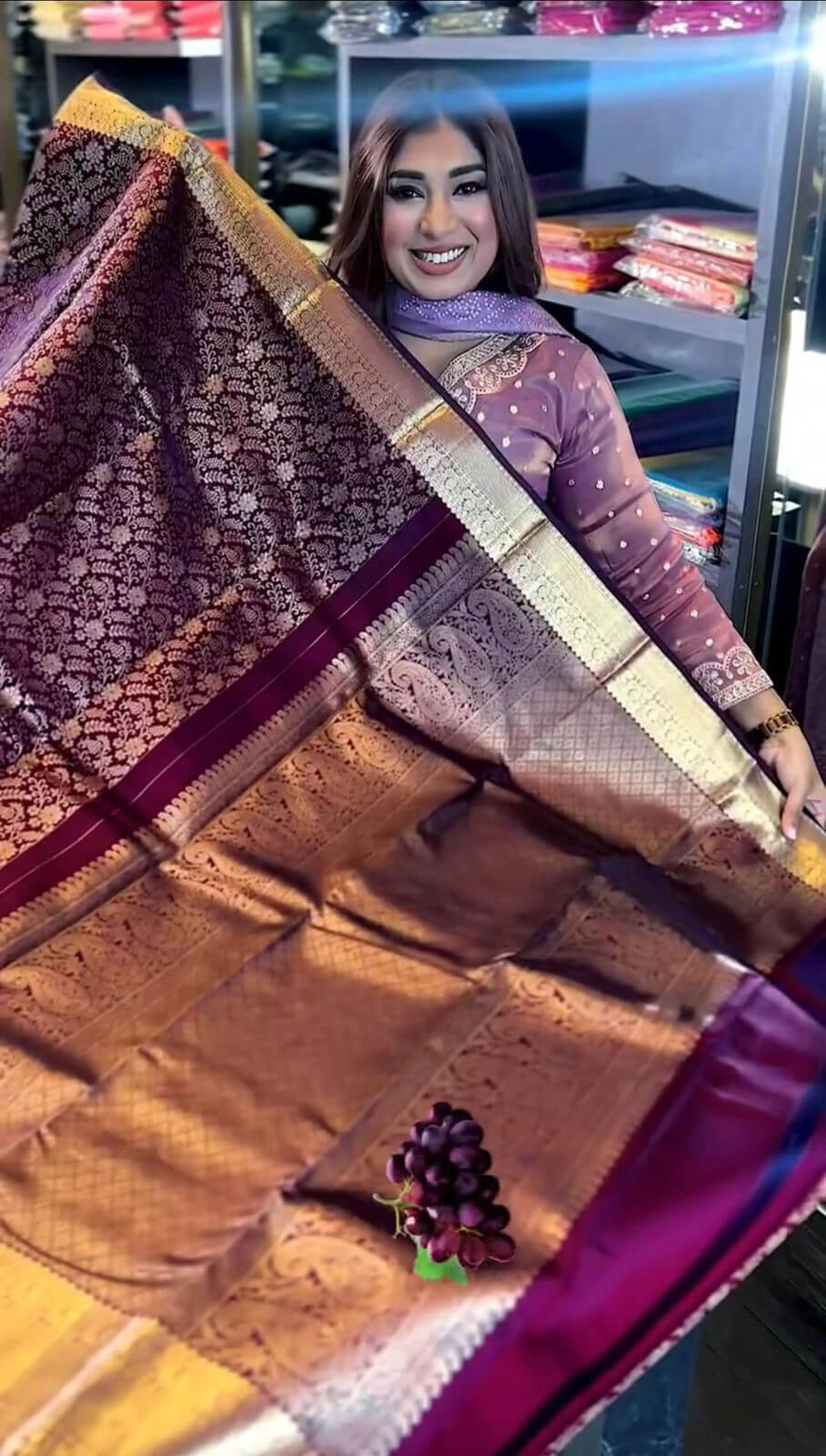 Vibrant Purple Soft Banarasi Silk Saree With Winsome Blouse Piece - Image 6