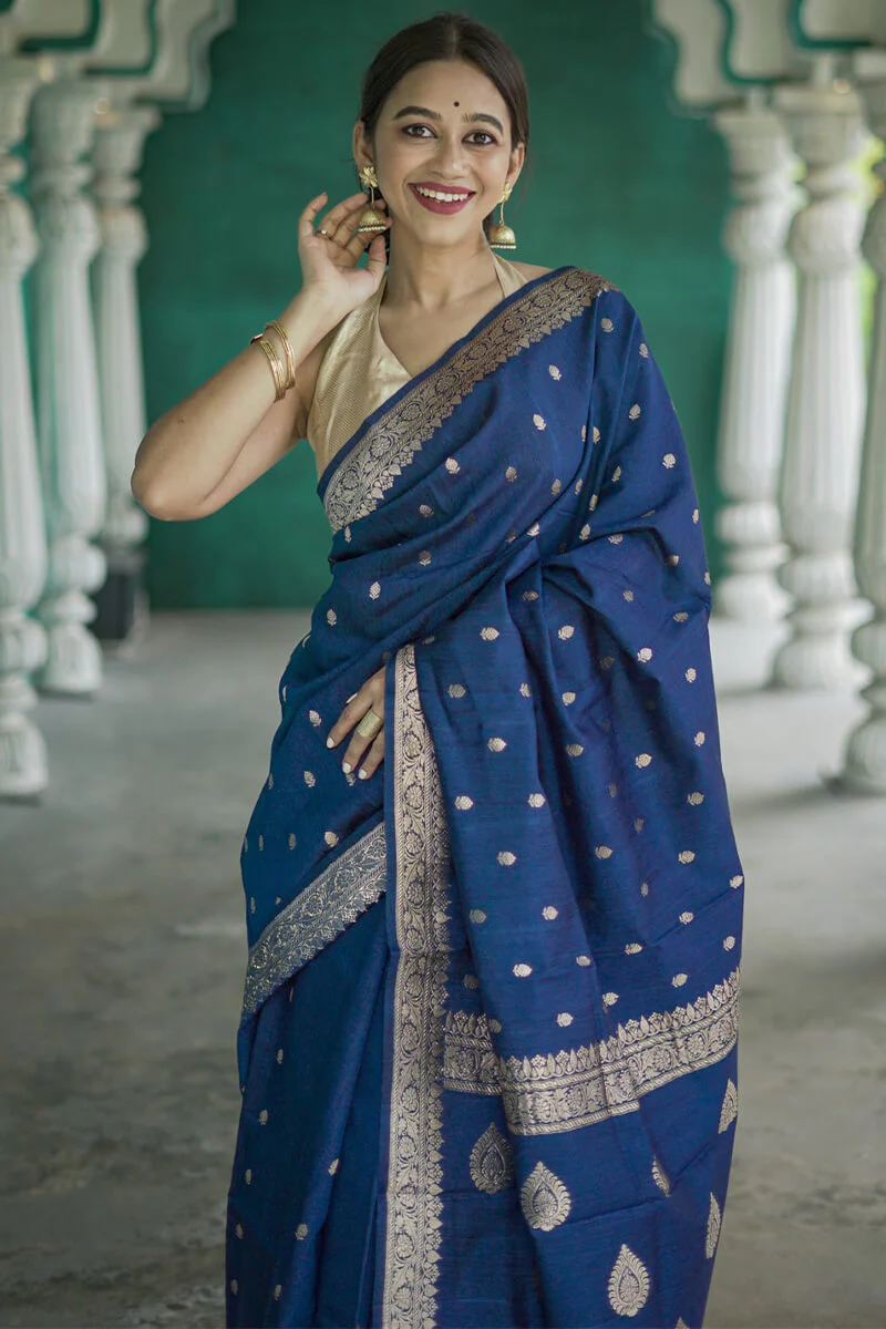 Vivacious Blue Linen Silk Saree With Captivating Blouse Piece - Image 2