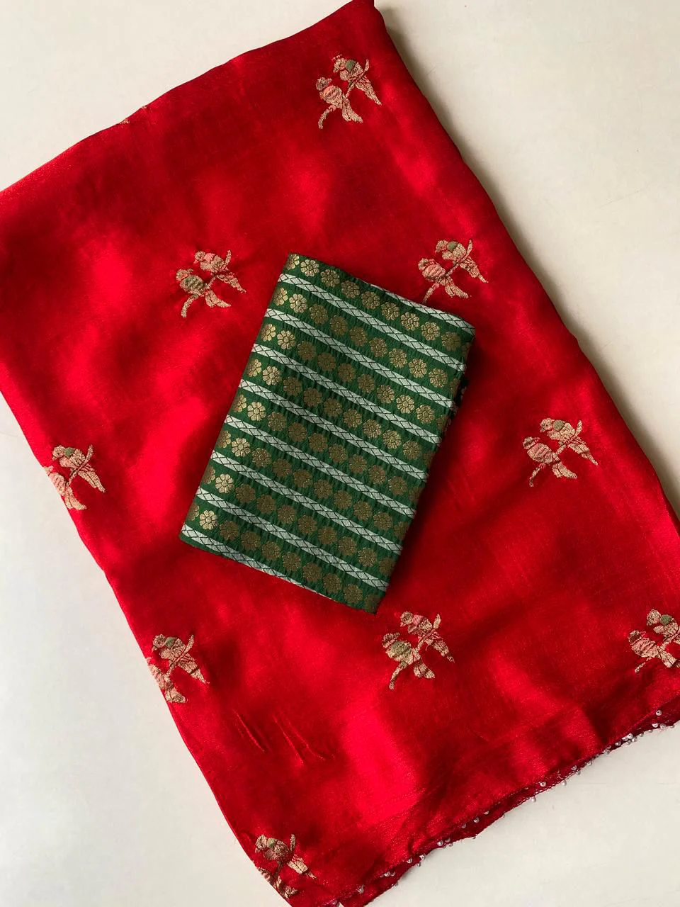 Whimsical Red Embroidery Work Crush Silk Saree With Ailurophile Blouse Piece - Image 2