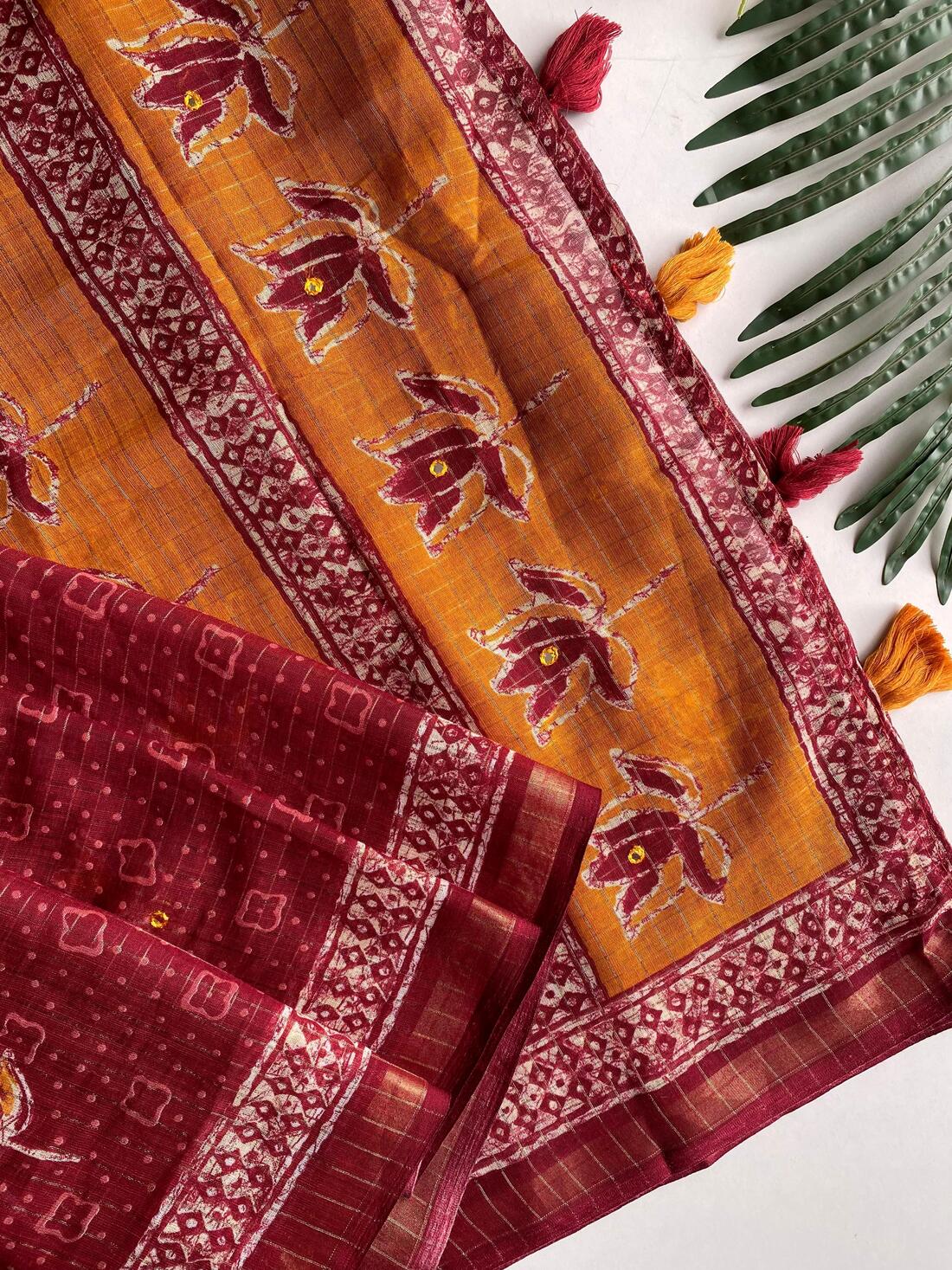 Winsome Maroon Printed Linen Silk Saree With Grandiose Blouse Piece - Image 5