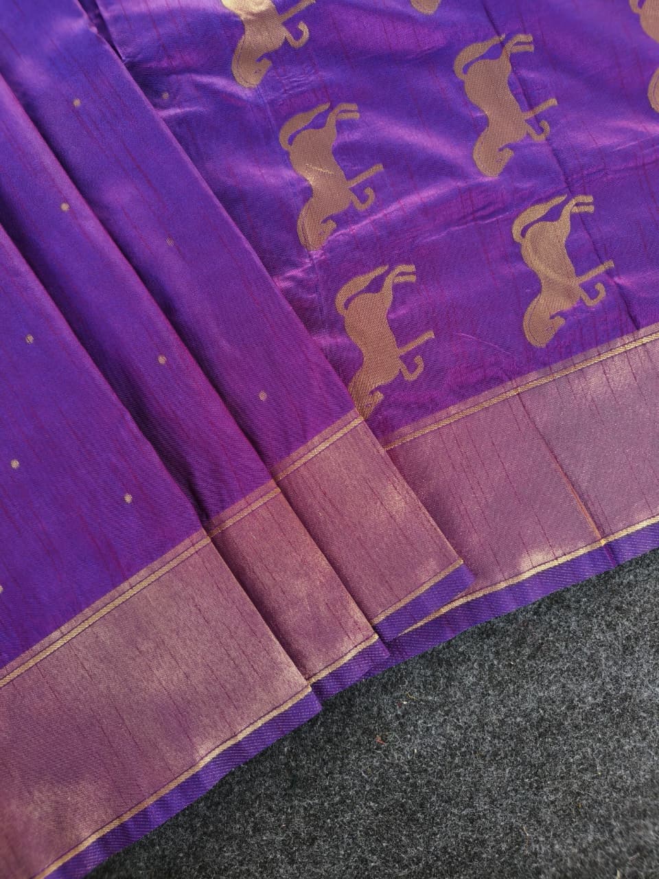 Woebegone Purple Pure Zari Weaving Banarasi Silk Saree With Palimpsest Blouse Piece - Image 3