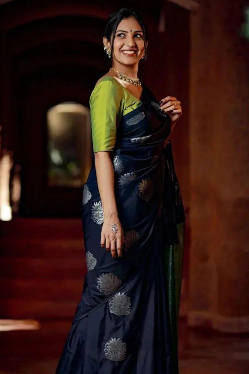 Wonderful Navy Blue Soft Silk Saree With Pretty Blouse Piece - Image 2