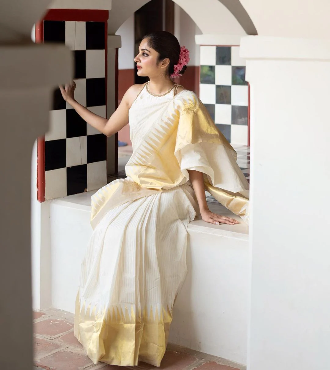 Wonderful Off White Soft Silk Saree With Amazing Blouse Piece - Image 3