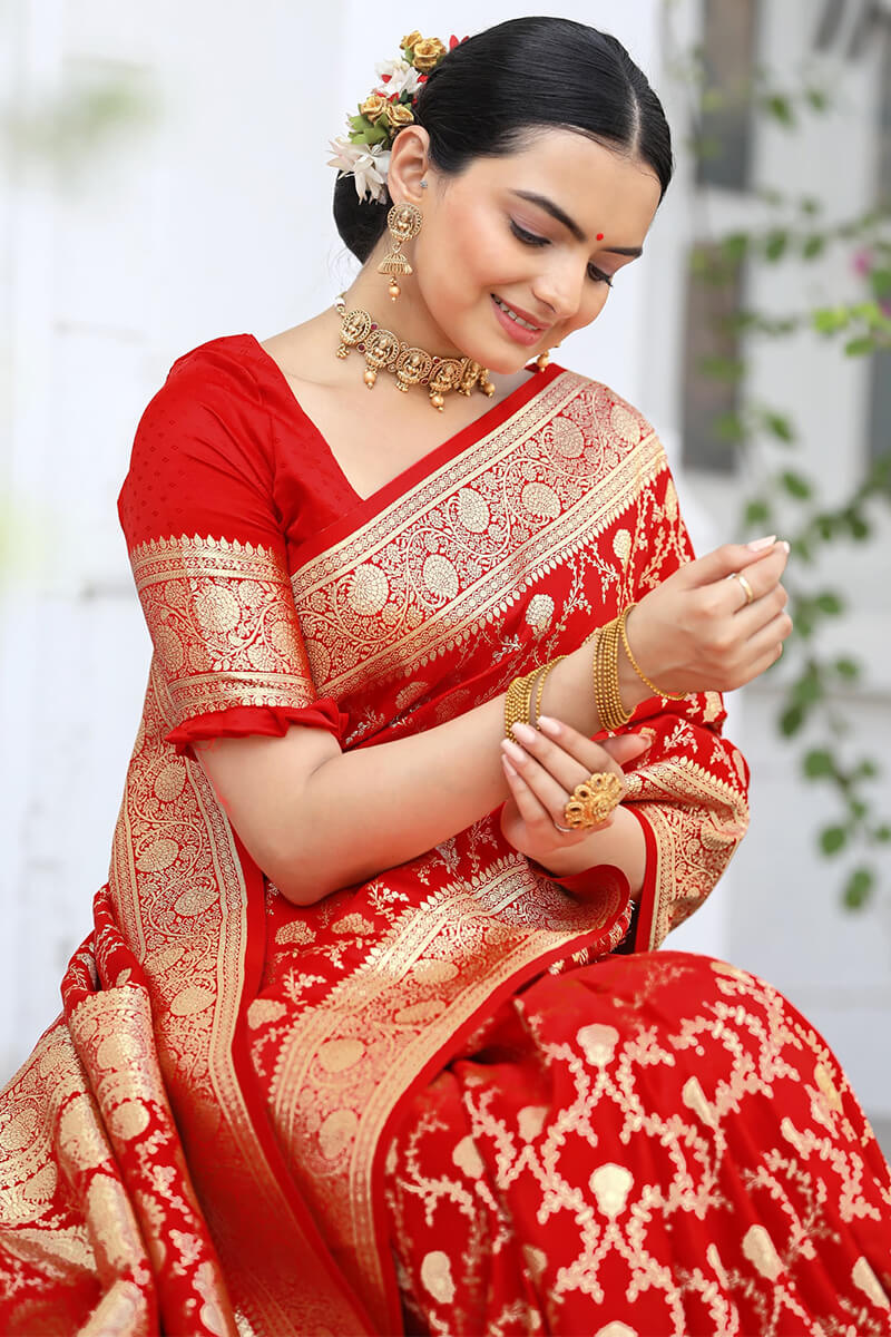 Wonderful Red Soft Banarasi Silk Saree With Dazzling Blouse Piece - Image 2